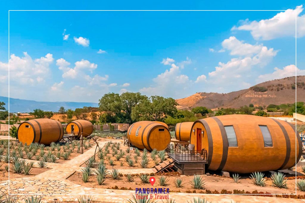 hotel-matices-barricas-gigantes